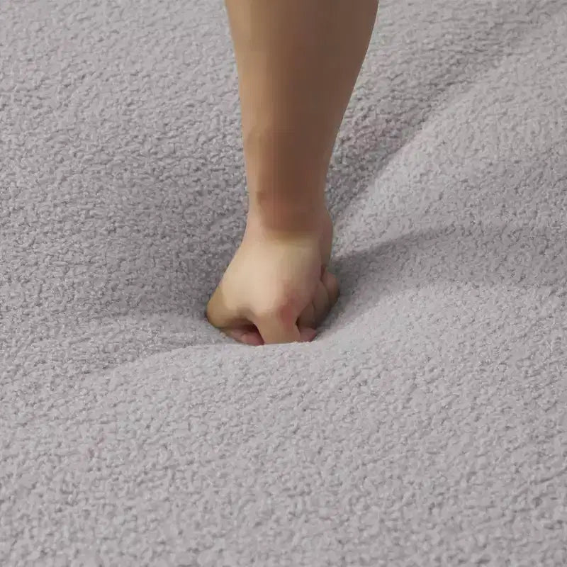 Causeuse incurvée en velours teddy rembourrée moderne de 66,93 po pour petits espaces et appartements, aucun assemblage requis
